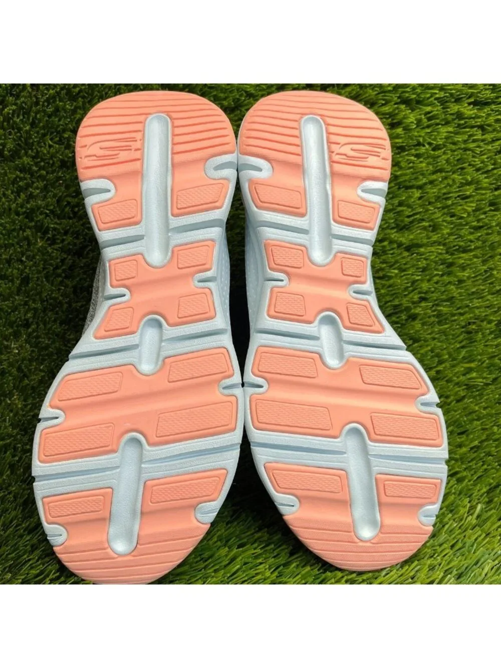 SKECHERS please review